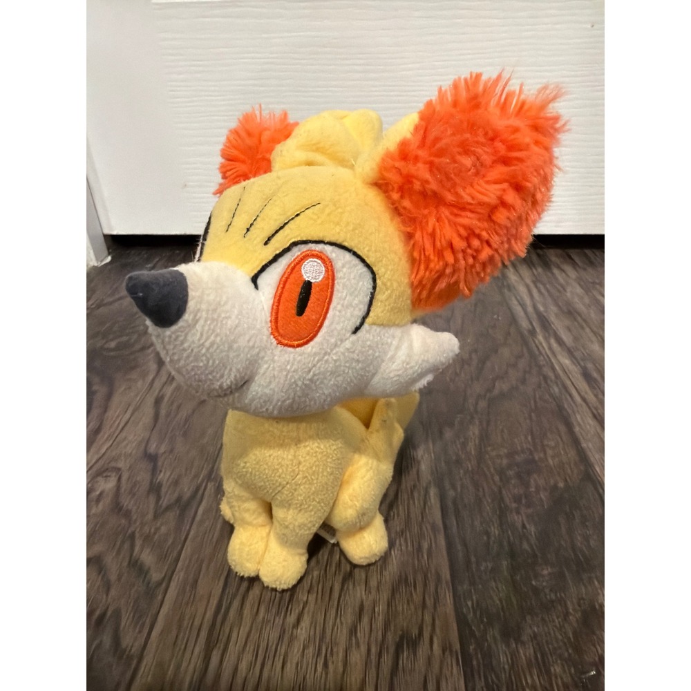 Pokemon Fennekin Plush TOMY Yellow Orange Fire Type Stuffed Animal T18568 T18264
